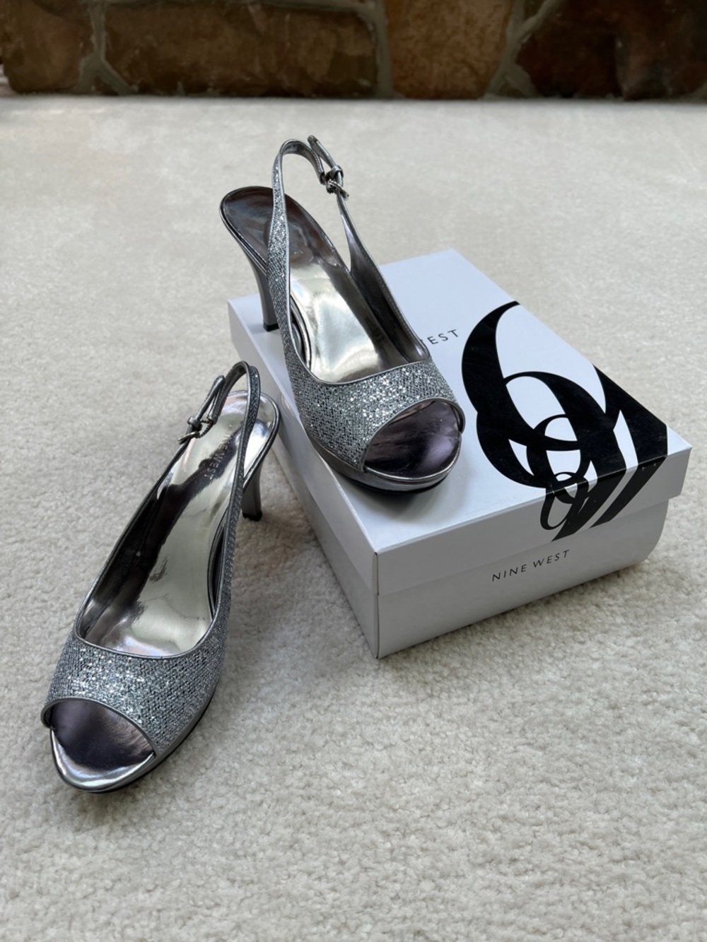Nine West Silver Glitter Slingback Peep-Toe Heels - 9.5M